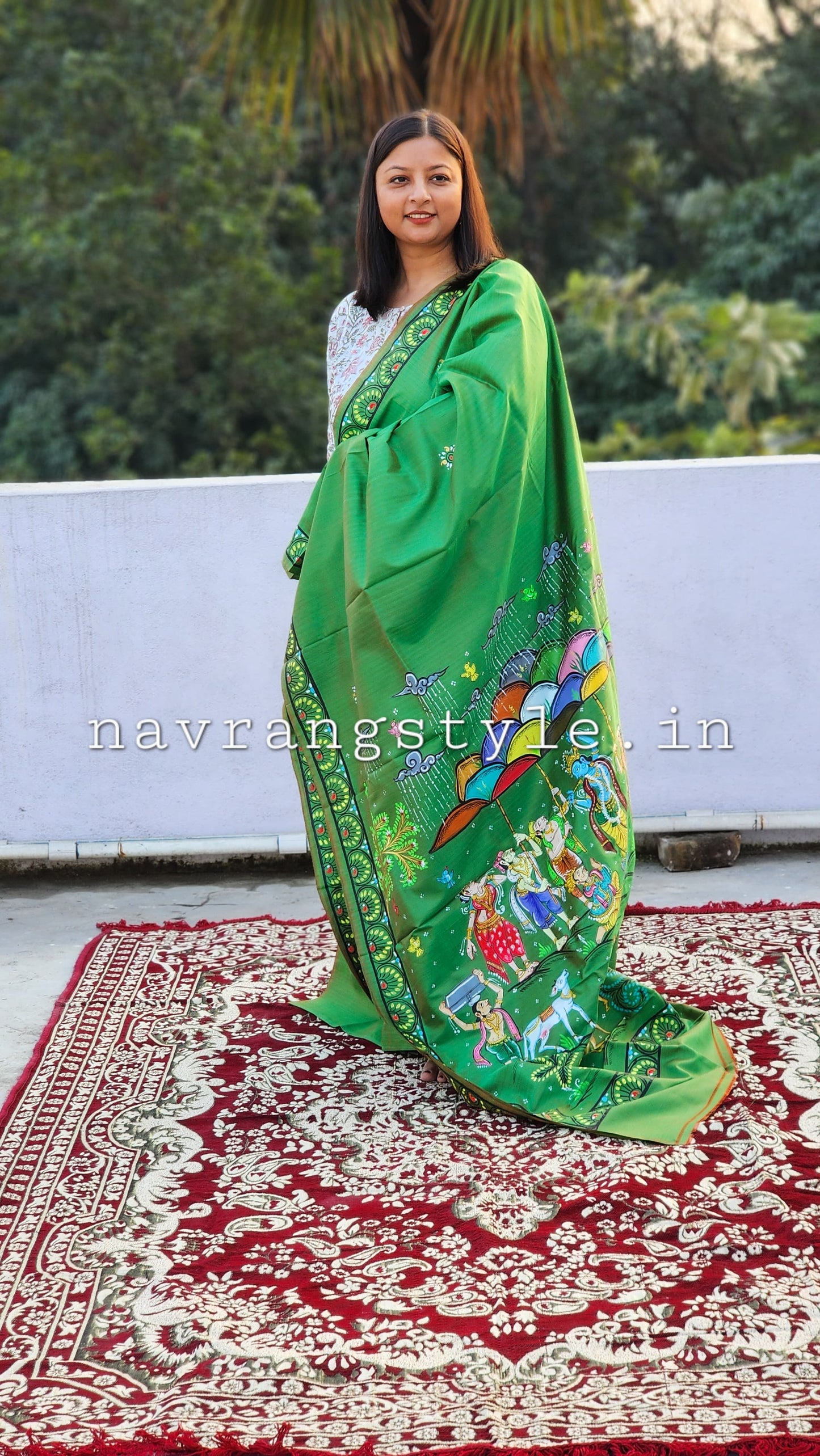 Giri Govardhan Pattachitra Silk saree