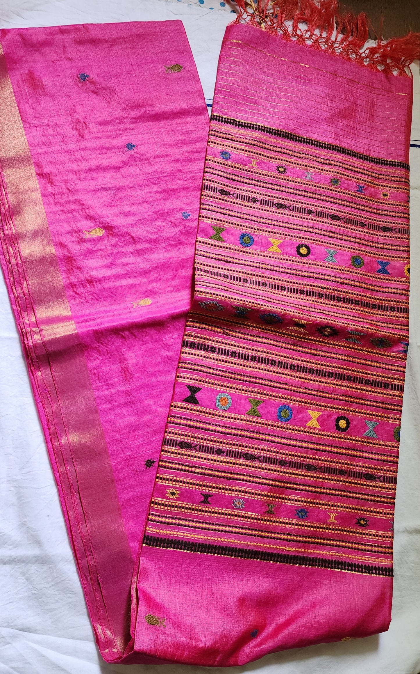 Woven Khapa Fish motif Tussar silk saree hot pink