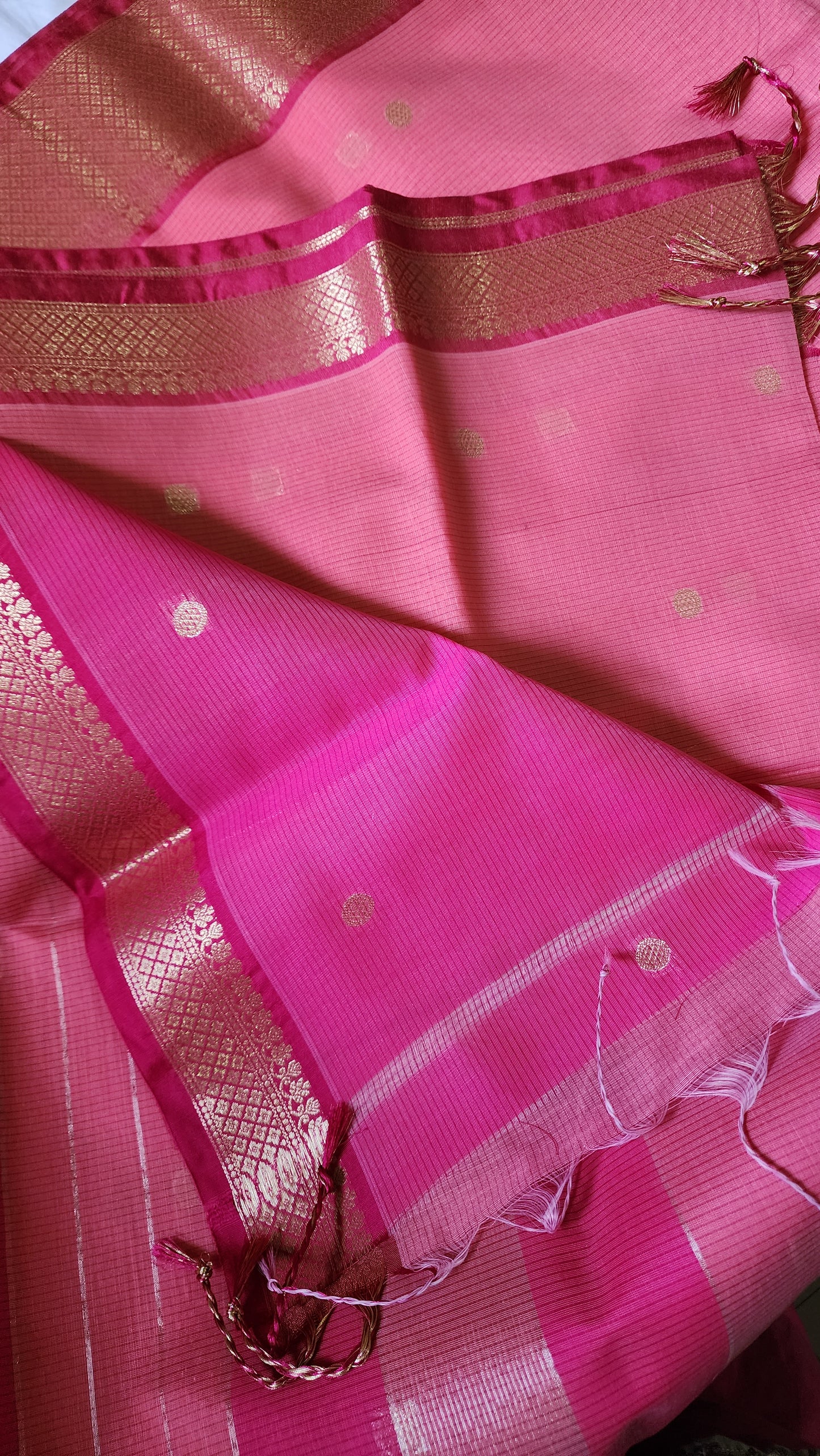 Sundar Pink Semi Maheshwari Saree