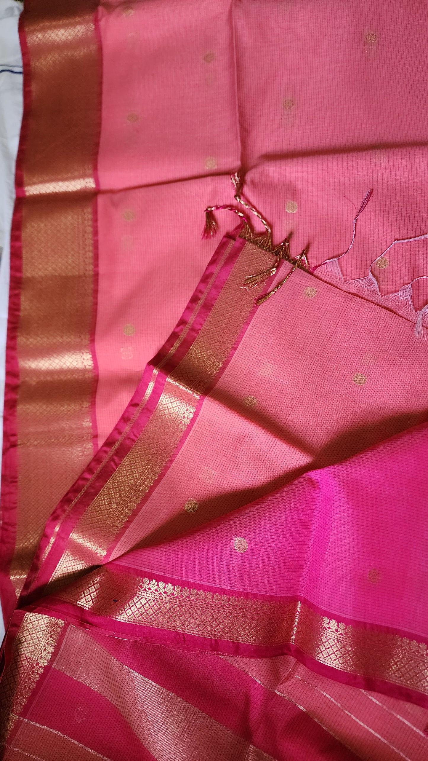 Sundar Pink Semi Maheshwari Saree