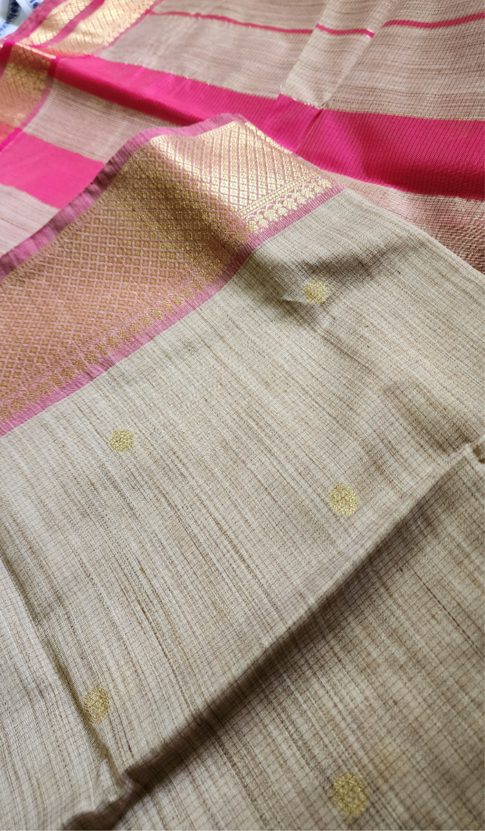 Beige and pink semi Maheshwari saree