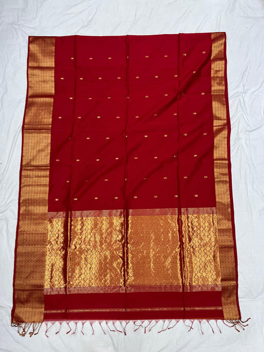 Red Maheshwari Saree with zari Pallu and grand border