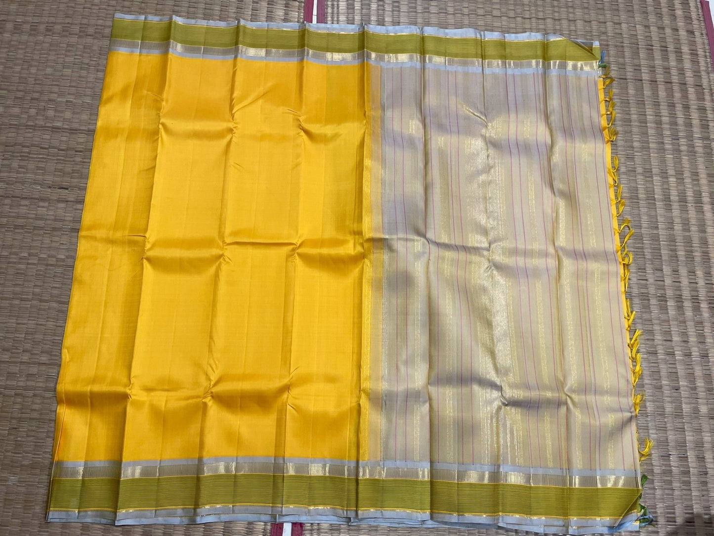 Mustard Yellow dual shade Kanjivaram Saree