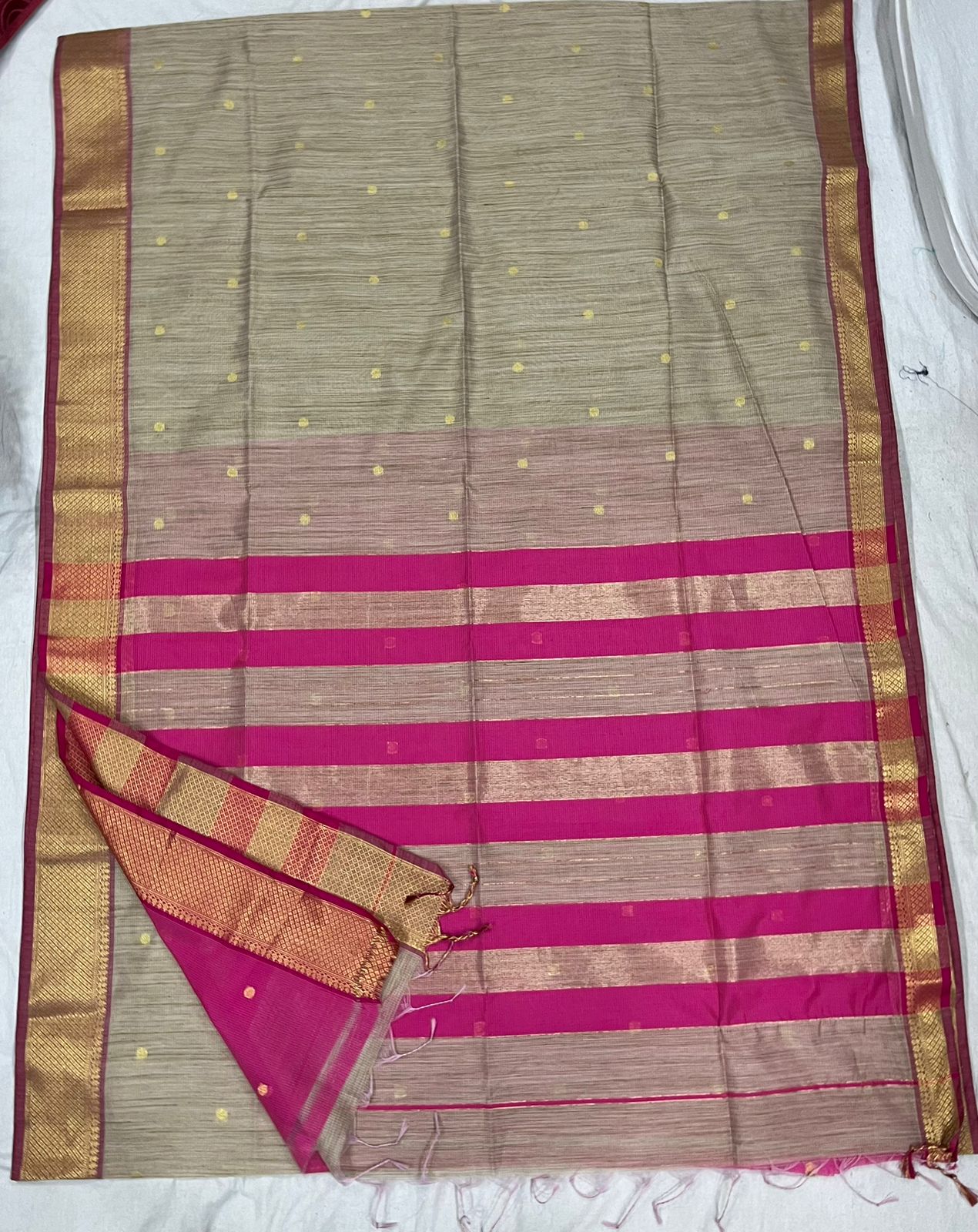 Beige and pink semi Maheshwari saree